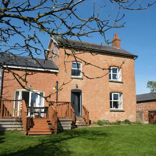 Prince Rupert's cottage with garden, hotel em Sibbertoft