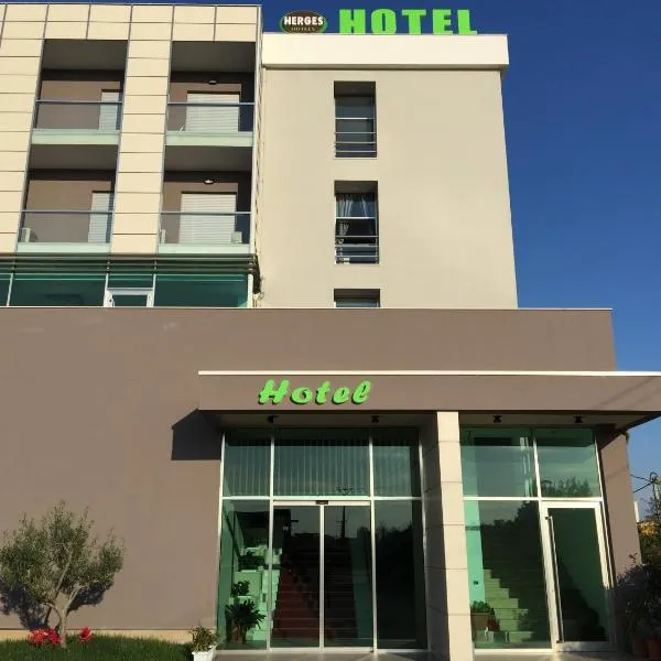 Herges Hotel, viešbutis Duresyje