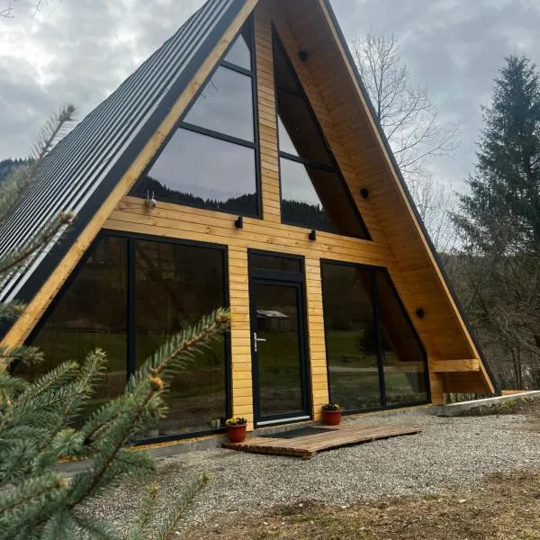 Chalet Green, hotel in Cazaci