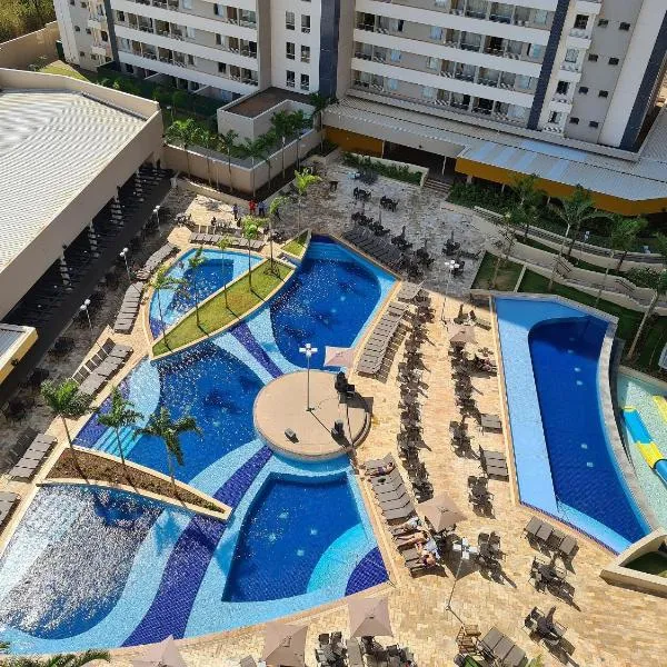 Ideal para famílias, hospede-se no Solar das Águas., hotel in Olímpia