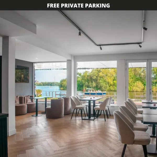 Amsterdam Lake Hotel, hotel v destinaci Badhoevedorp