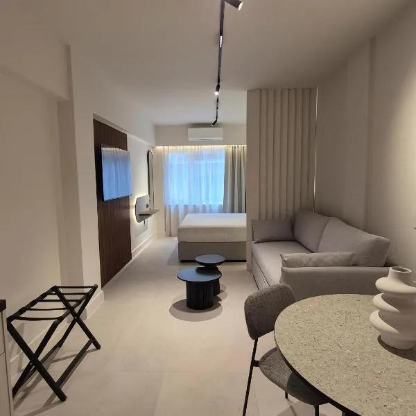 Shape Suites Athens، فندق في أثينا