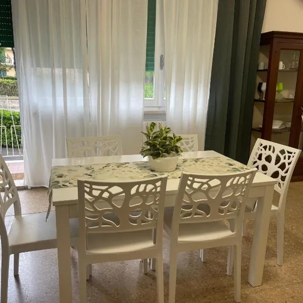 La casa d'Amare, hotel v destinaci Marcelli