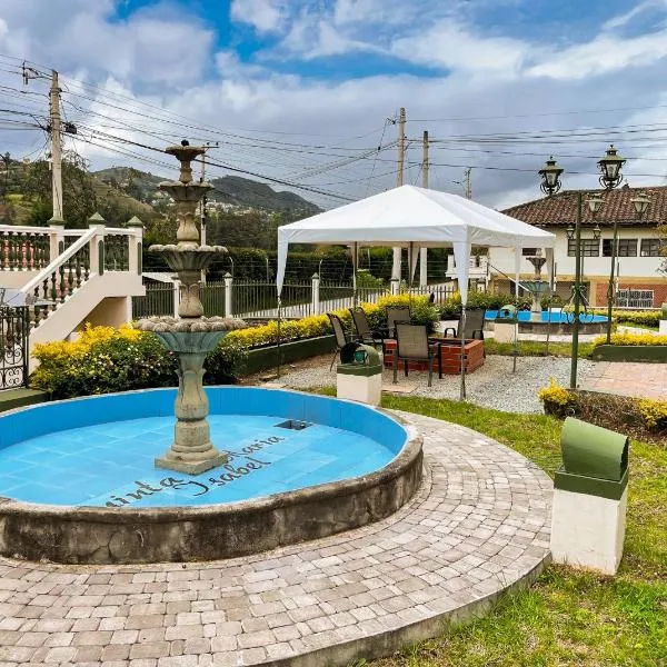 Quinta maría isabel. Elegante y restaurada, готель у місті Gualaceo