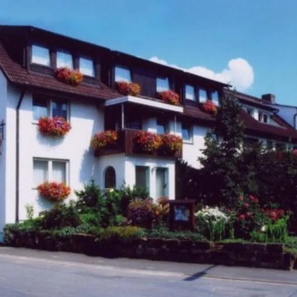 Adolphs Frühstückspension, hotel v destinaci Bad Staffelstein