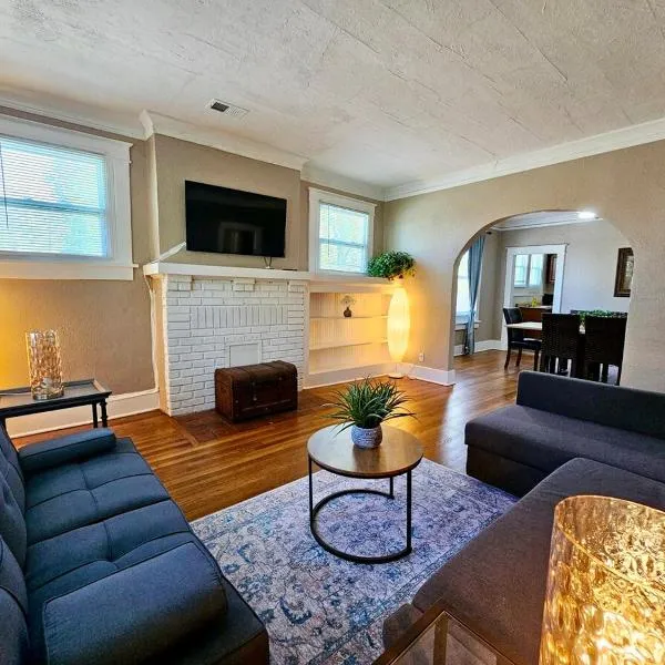 멤피스에 위치한 호텔 Charming house in Memphis