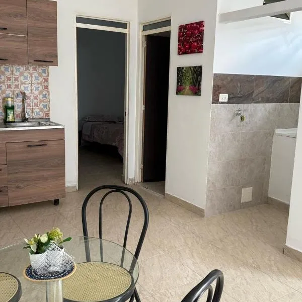 Apartamento barrio Victoria, hotel in Tuluá