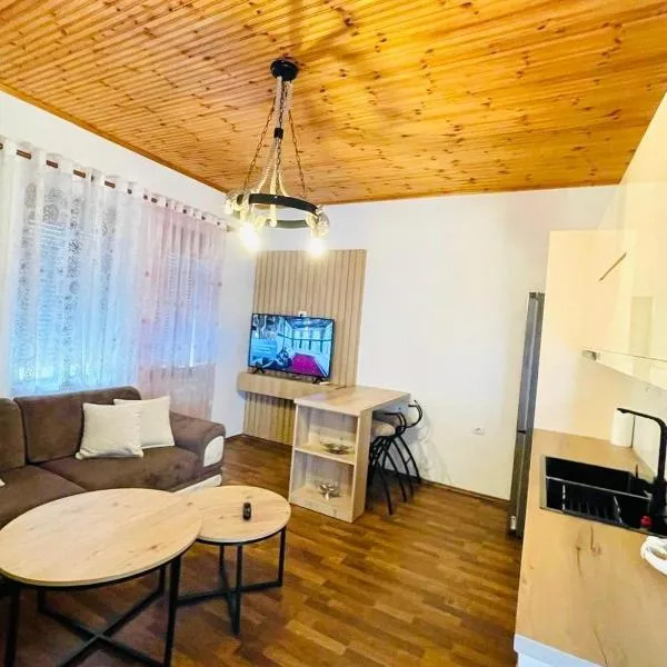 Zere House, hotel v destinaci Polisi i Vogël