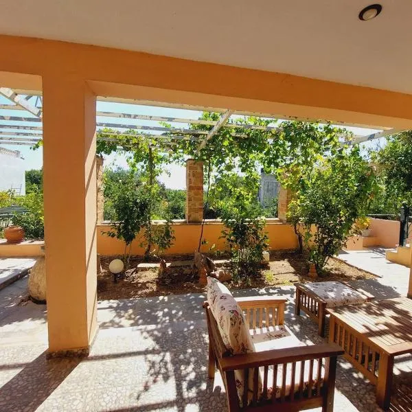 Chios Green Oasis City Centre, hotel in Chios