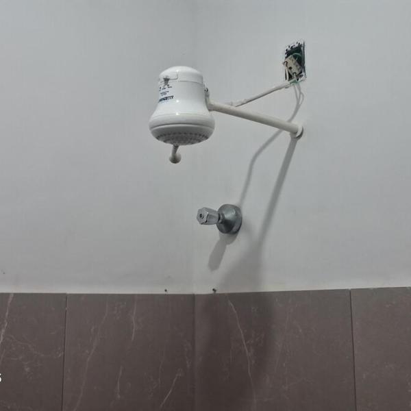 Quarto c Banheiro Privado Próximo Centro - Foto 3