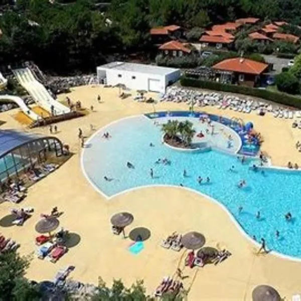 KOKUA VACANCES Mobil Homes Résidentiels camping 4 étoiles MIMIZAN PLAGE, hotel v destinaci Mimizan-Plage
