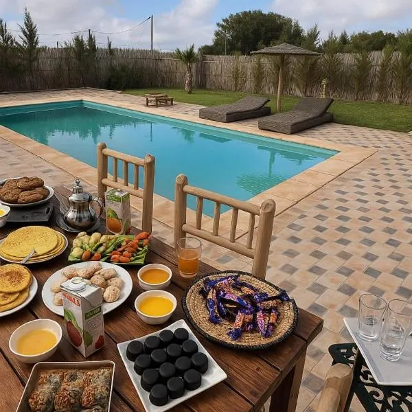 private villa with private swimming pool HEAVEN villa, hotel in Essaouira
