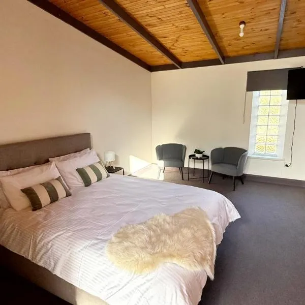 Colonial Bank Motel、Omeoのホテル