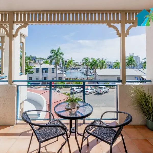 The Anchorage Escape Studio - Steps away from City, Ferry and Stadium, hotel in Townsville