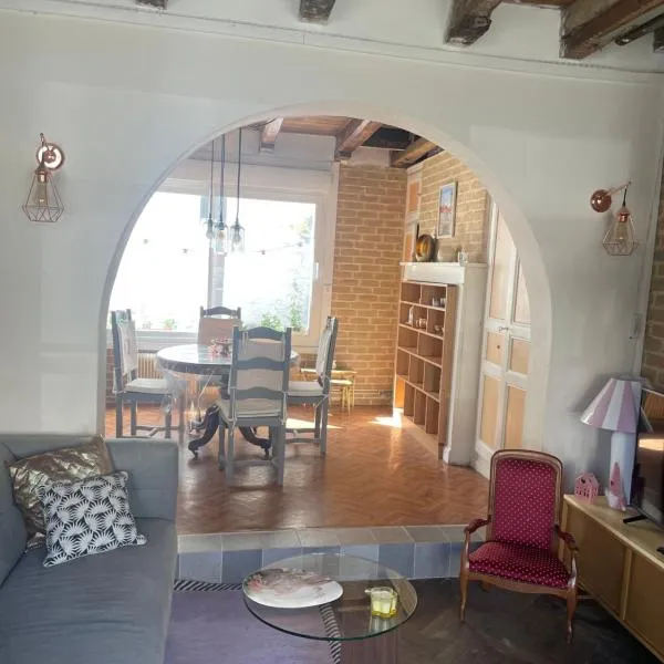 Ma maison au cœur de la ville, hotel in Bergues