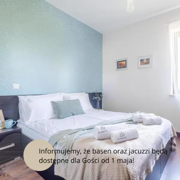 Sztutowo Lazurowy Dwór - Apartamenty oraz Pokoje z Basenem i Parkingiem, hotel v destinaci Sztutowo