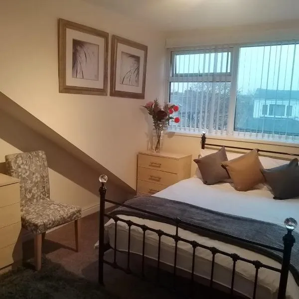 Female Only Room, hotel in Bradford