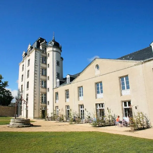 Résidence Prestige Odalys Le Château de Kéravéon, hotel v destinaci Erdeven
