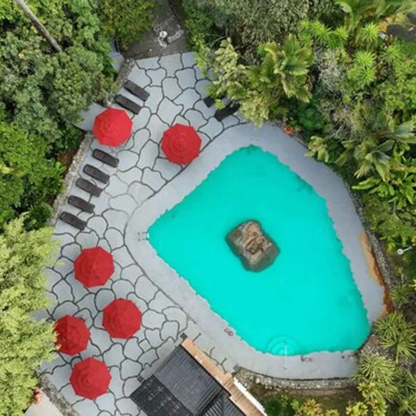 Rancho Rio Perlas, hotel v destinaci Cartago