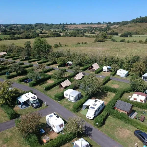 Camping Onlycamp Sous les Pommiers, hotel v destinaci Trévières