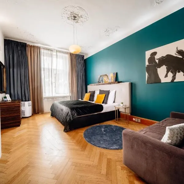 Heritage Haven Charming 3BR City Center, ξενοδοχείο στην Πράγα
