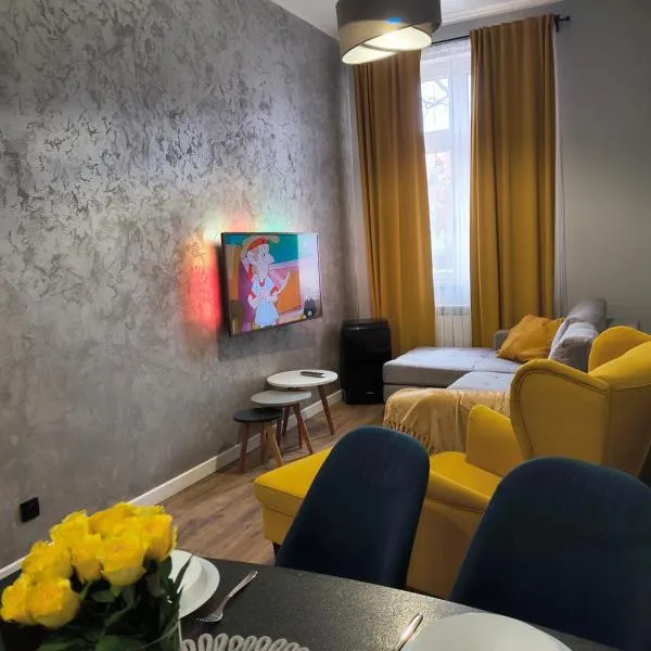 Tabago Studio 32 Brzeg Wolności, hotel a Brzeg