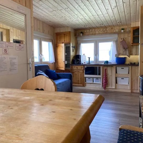 ***** Camping Aufenfeld - Sonnenglückhütte, hotel v destinácii Aschau