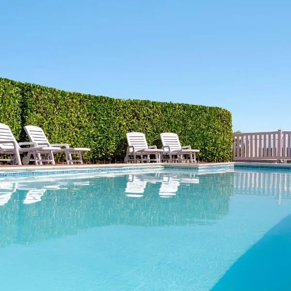 Springfield Deer View -No Commercial Sign written Vehicles,Private Hot Tub , 2 Dogs Max,Fishing Nearby & Communal Swimming Pool ,Pool open April to September, ξενοδοχείο σε Cheriton Bishop