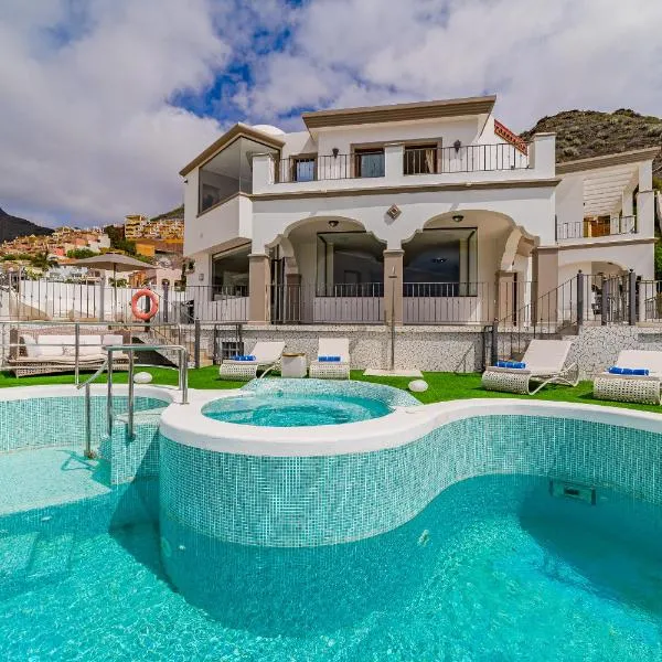 LuxuryVilla HeatedPool CostaAdeje PanoramicSeaView, khách sạn ở Adeje