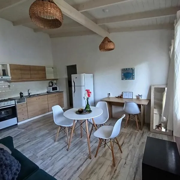 1991 Hospedaje D4, hotel em Ensenada