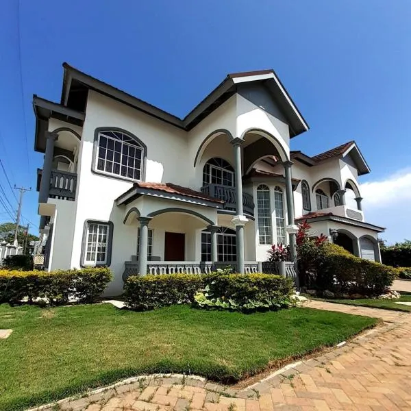 Sukasa Ville, hotel a Montego Bay