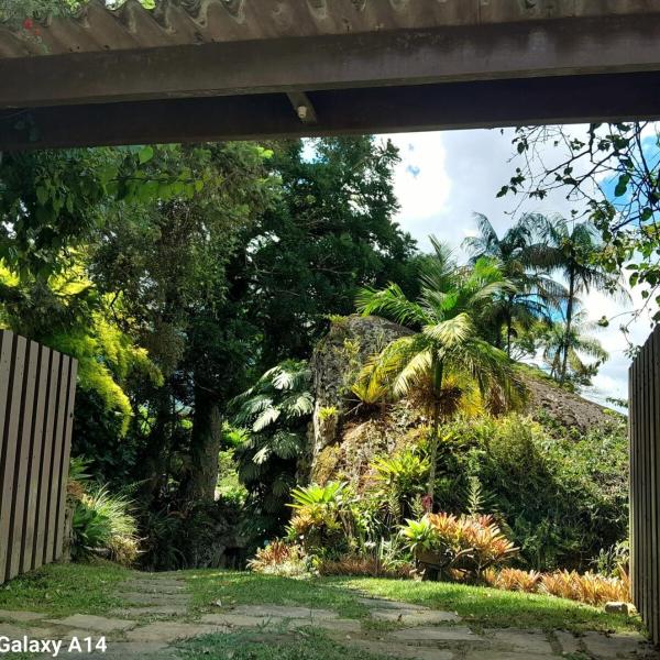 Casa Jardim Cachoeira Privativa no Cascatinha