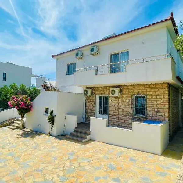 Guesthouse Dollomaja Ksamil, viešbutis mieste Ksamil