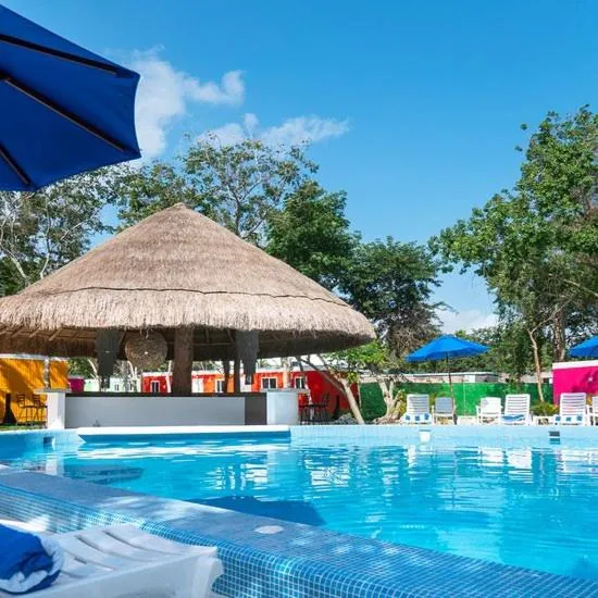 Club Cenotes Tulum, hotel v destinaci Balcheil