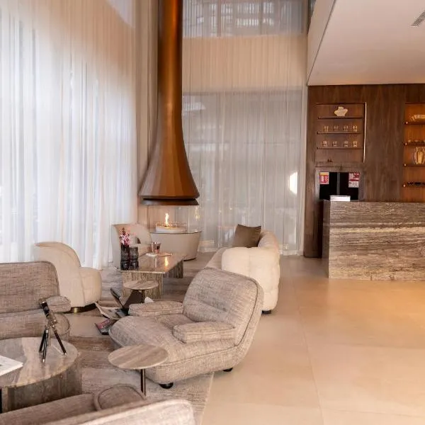 Suites By Le Rêve, hotel a Tangeri