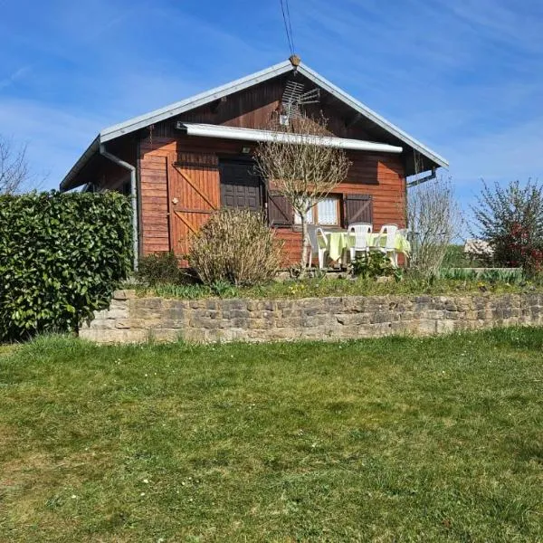 Chalet au bord de l'Ognon, ξενοδοχείο σε Thieffrans
