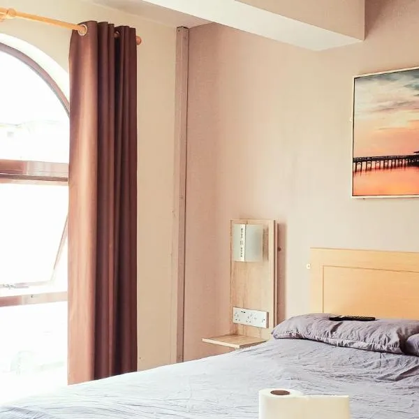 THE FORTWELL BOARDING HOUSE, hotell sihtkohas Letterkenny