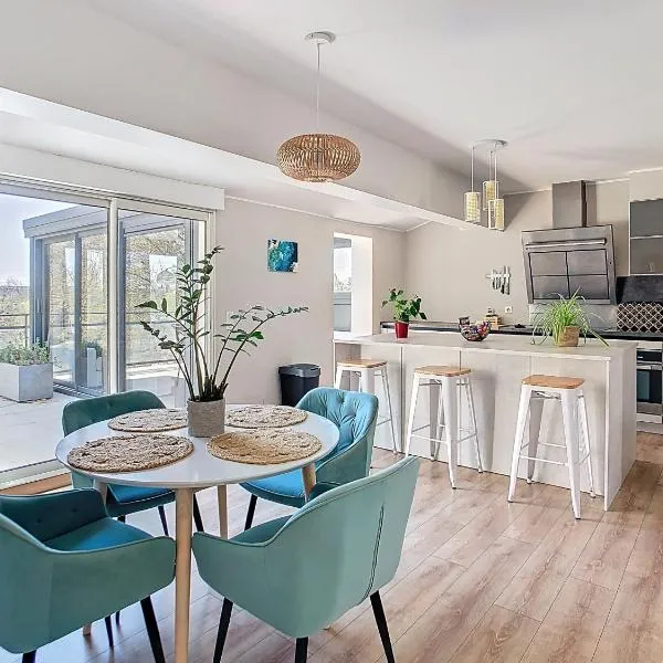 La terrasse du Canal, appartement pour 5 personnes, hotell i La Redorte