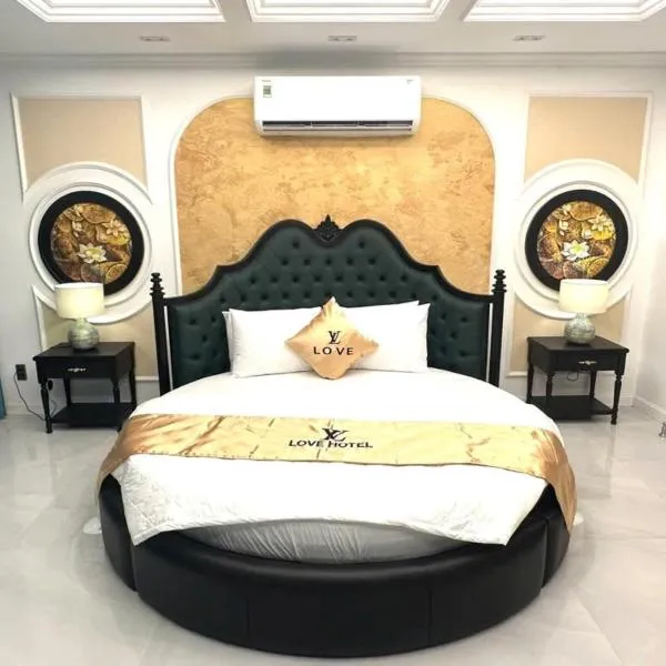 Love Luxury Hotel Bà Điểm, hotel in Ho Chi Minh City