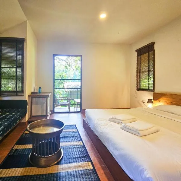 NernJamsai, hotell sihtkohas Sop Poeng