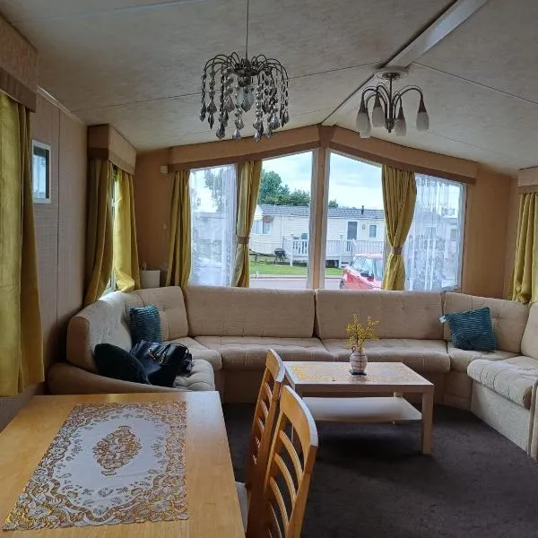 Cozy Caravan Retreat, hotel v destinaci Saint Osyth