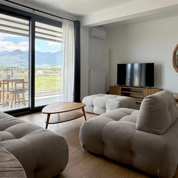 On the Edge - Suites & Apartments, hotel v destinaci Aridaía