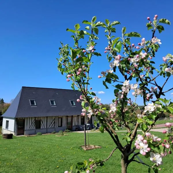 Gîte de la giroterie, maison à la campagne au calme, vue sur la vallée, hotel in Selles