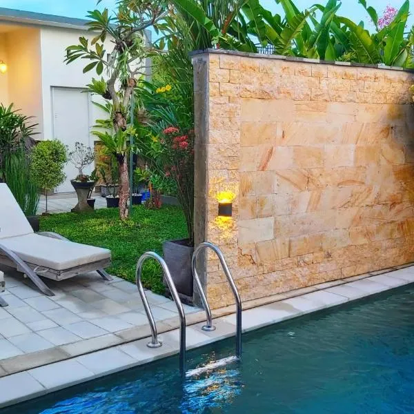 VILLA PAPA PUTU, hotel en Banjar