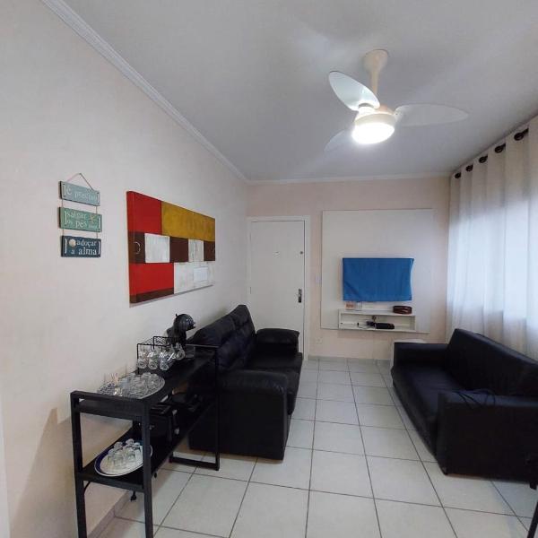 Pé na areia, 2 quartos, 2 banheiros, ar nos quartos, estacionamento ,cadeiras e guarda sol