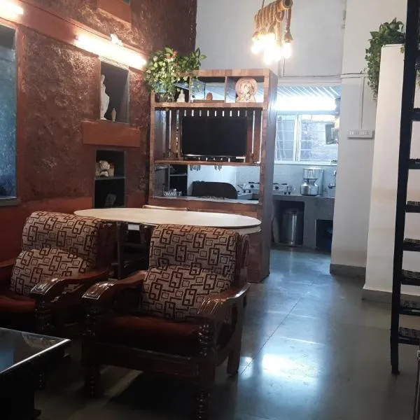 Leela Villa - Ancient Redstone Escape, hotel en Panchgani