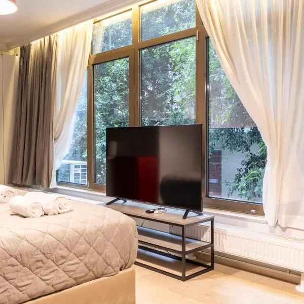 Tsakalof 10A Elegant Studio by Zeus Suites, hotell i Athen