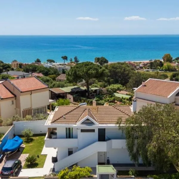 Bagus Room, hotel v destinaci Su Forti