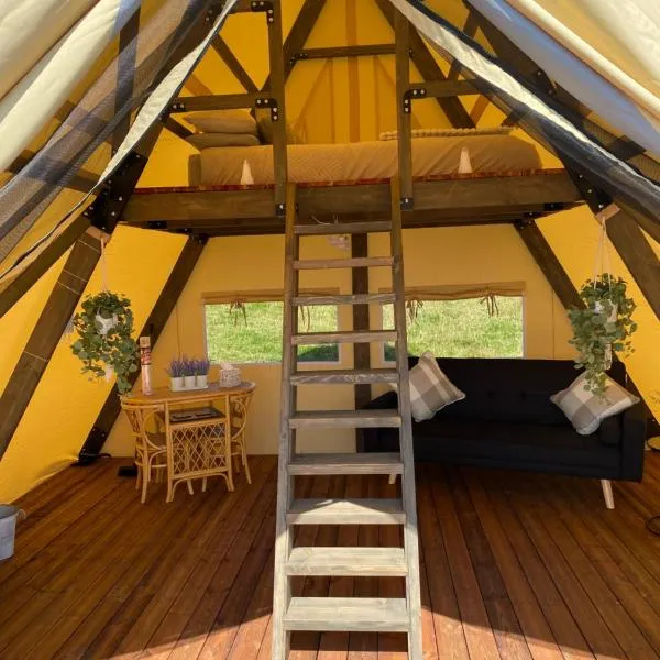 Daffodil Safari Tent, hotel di Caerleon