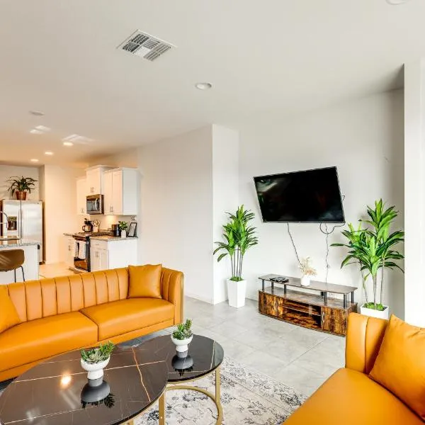 10 Mi to Downtown Home Near Hiking in Phoenix!